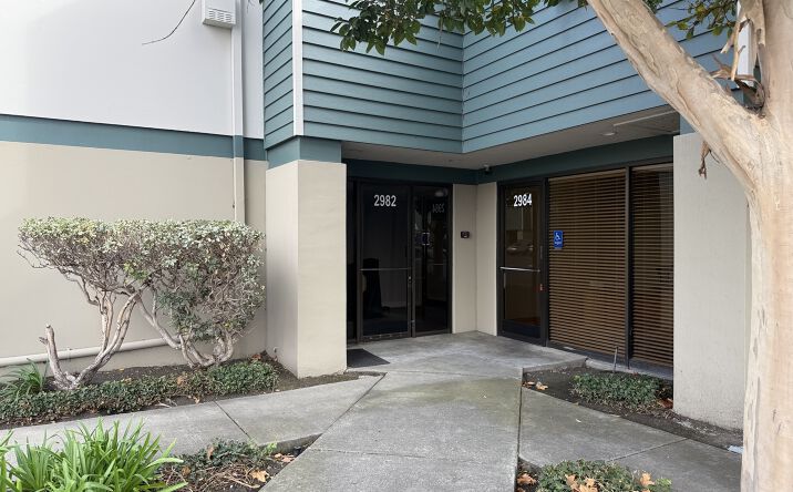 Pictures of Industrial property located at 2982 Teagarden St, San Leandro, CA 94577 for sales - image #1