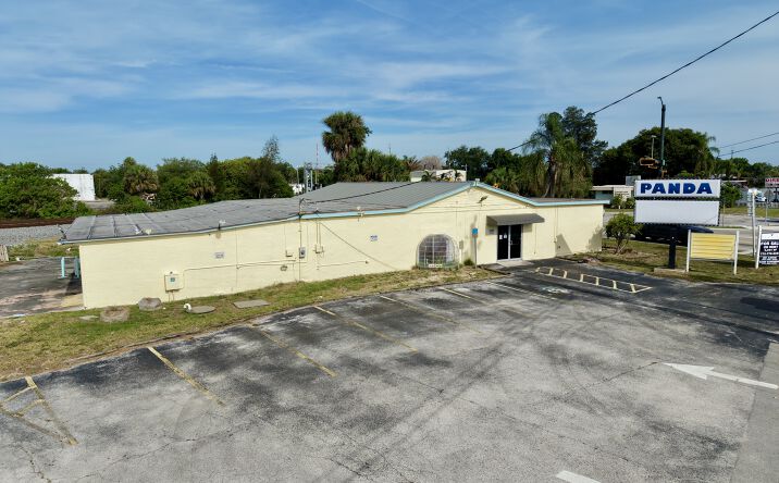 Pictures of Retail, Office, Special Purpose property located at 721 US Highway 1, Vero Beach, FL 32960 for sales - image #1