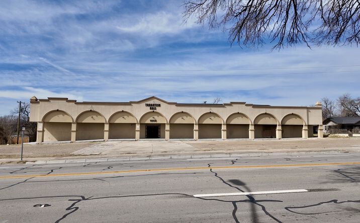 Pictures of Retail property located at 1900 Evans Ave, Fort Worth, TX 76104 for sales - image #1
