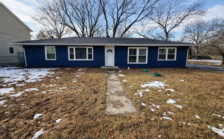 Pictures of Multifamily property located at 132-136 S Elgin Street, Griffith, IN 46319 for sales - image #1