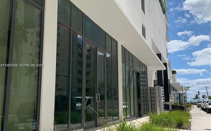 Pictures of Retail, Office property located at 30 Terrace NE 475 # 5 #CU-5, Miami, FL 33137 for sales - image #1