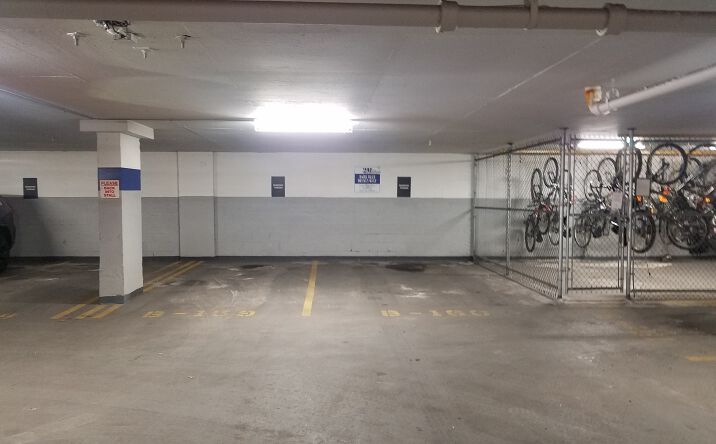 image of property at 655 W IRVING PARK RD APT 5316 Chicago IL 60613-6308