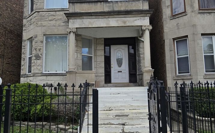 Pictures of Multifamily property located at 6522 S Peoria Street, Chicago, IL 60621 for sales - image #1