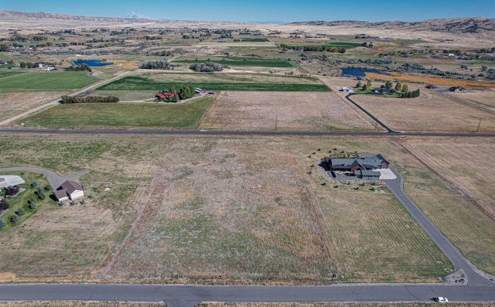 image of property at 71 DOC BAR DR Cody WY 82414
