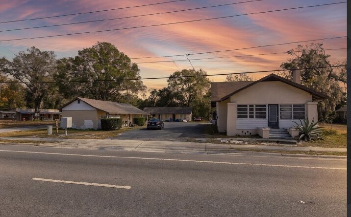 Pictures of Multifamily property located at 1757 N Woodland Blvd, DeLand, FL 32720 for sales - image #1