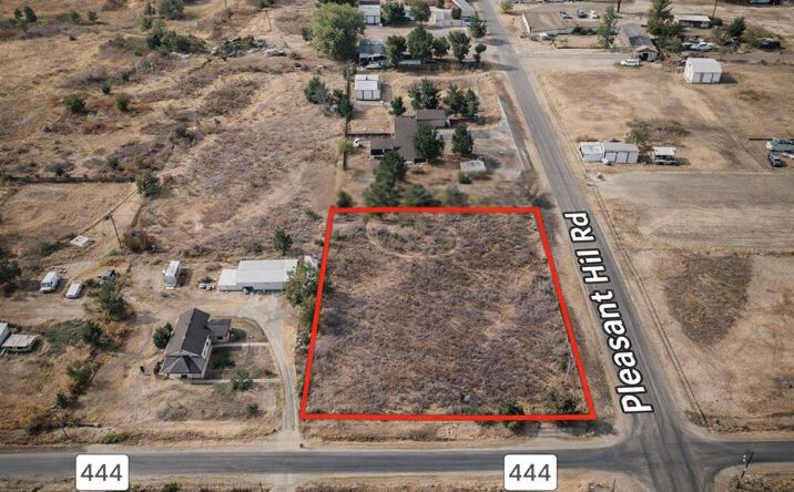 Pictures of Land property located at 970 County Rd 444, Snyder, TX 79549 for sales - image #1