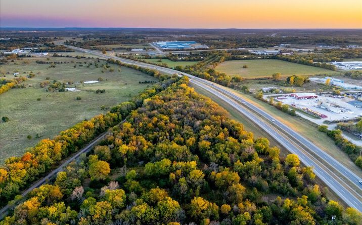 Pictures of Land property located at 6 Highway 64, Muskogee, OK 74401 for sales - image #1