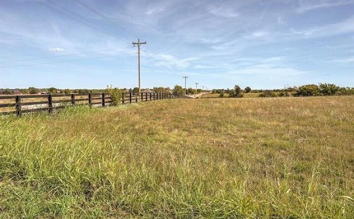 Pictures of Land property located at W 52nd Avenue, Sperry, OK 74073 for sales - image #1