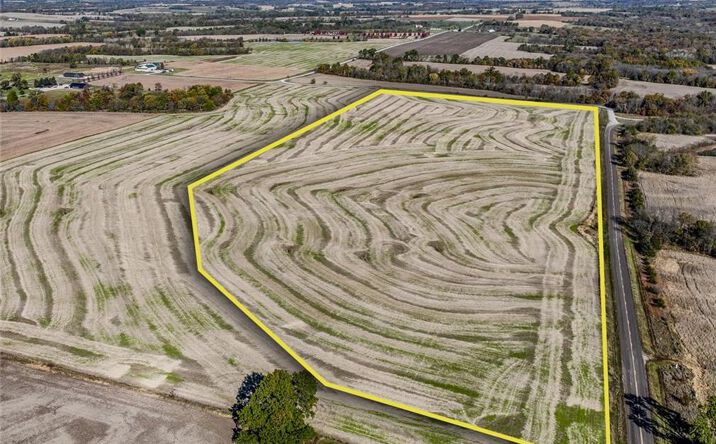 Pictures of Land property located at UU Highway, Jameson, MO 64647 for sales - image #1