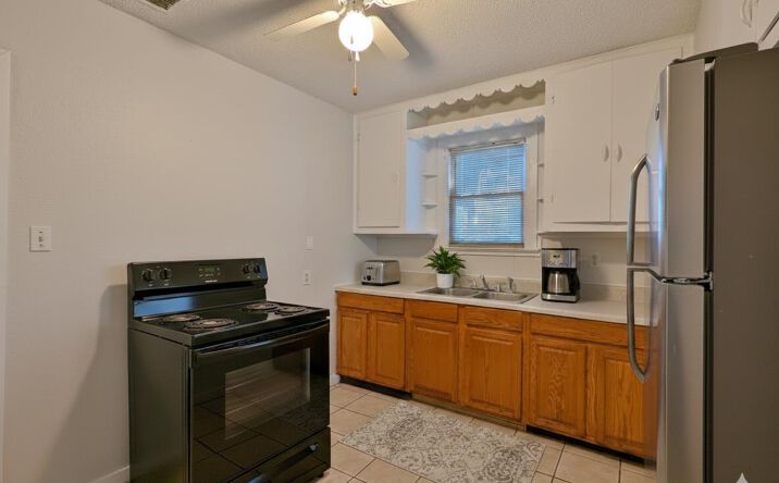 Pictures of Mixed Use property located at 5454 TIMUQUANA Road, Jacksonville, FL 32210 for sales - image #1