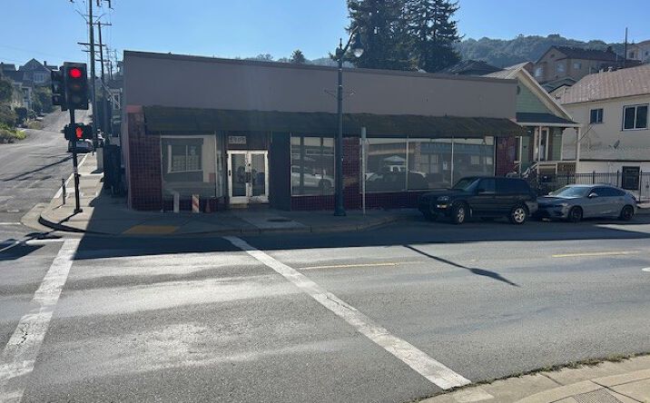 Pictures of Retail property located at 1301 Pomona St, Crockett, CA 94525 for sales - image #1