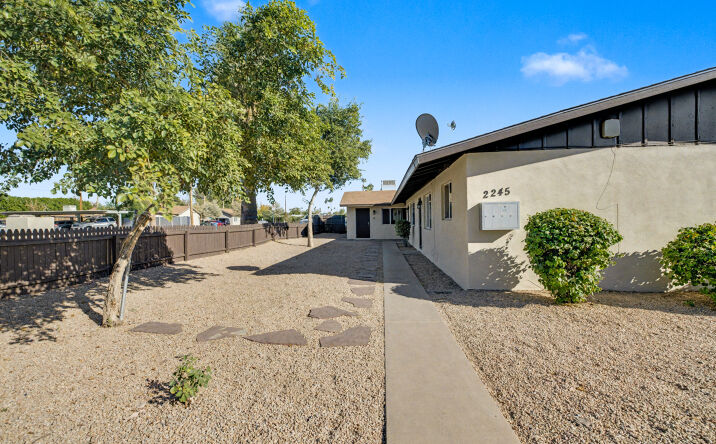 Pictures of Multifamily property located at 2245 N 28th St, Phoenix, AZ 85008 for sales - image #1
