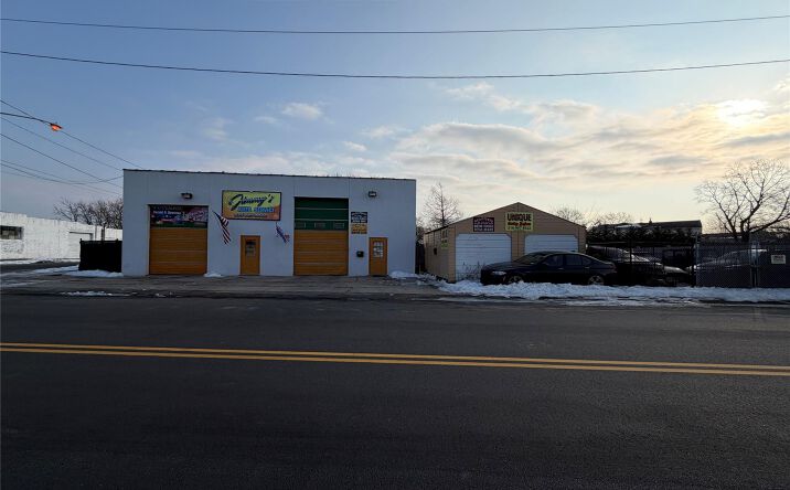 Pictures of Retail, Industrial property located at 620 Shore Road, Babylon, NY 11757 for sales - image #1