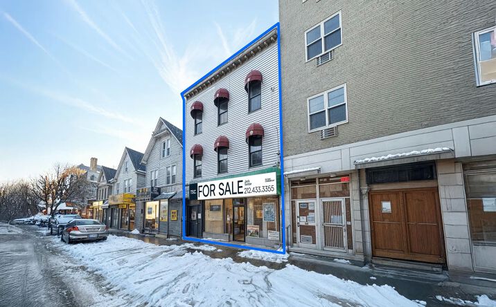 Pictures of Retail, Mixed Use property located at 3939 White Plains Road, Bronx, NY 10466 for sales - image #1
