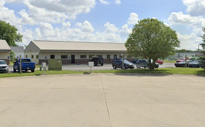 Pictures of Office property located at 2535 Parkway Dr, Shelbyville, IN 46176 for sales - image #1