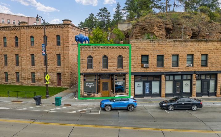 Pictures of Mixed Use, Retail property located at 509 N River St, Hot Springs, SD 57747 for sales - image #1