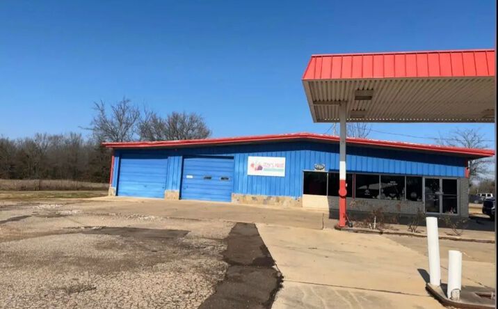Pictures of Retail, Land property located at 400 N 1st St, Talco, TX 75487 for sales - image #1