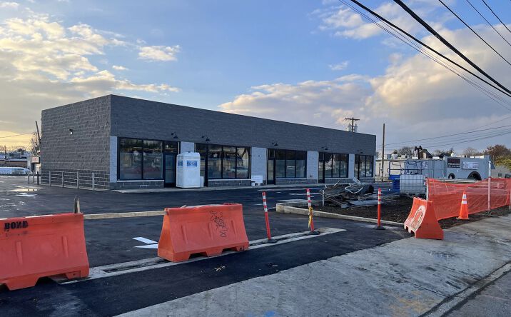 Pictures of Retail property located at 401 Hicksville Rd, Bethpage, NY 11714 for sales - image #1