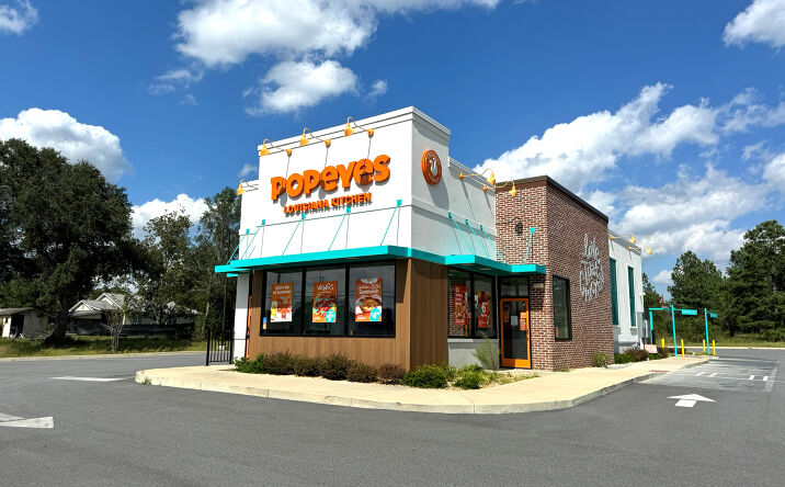 Pictures of Retail property located at 6110 Oak St, Eastman, GA 31023 for sales - image #1