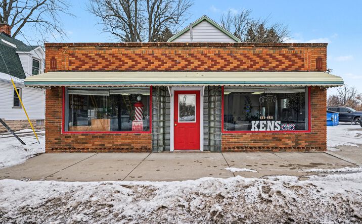 Pictures of Mixed Use property located at 200 W Midland Rd, Auburn, MI 48611 for sales - image #1