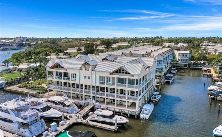 Pictures of Office property located at 1001 10th Ave S, Naples, FL 34102 for sales - image #1