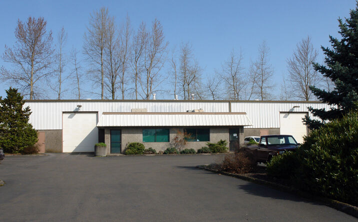 Pictures of Industrial property located at 9625 N Ramsey Blvd, Portland, OR 97203 for sales - image #1