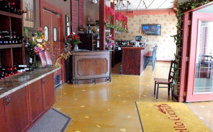 Pictures of Retail property located at 7 E Minnesota St, Saint Joseph, MN 56374 for sales - image #1