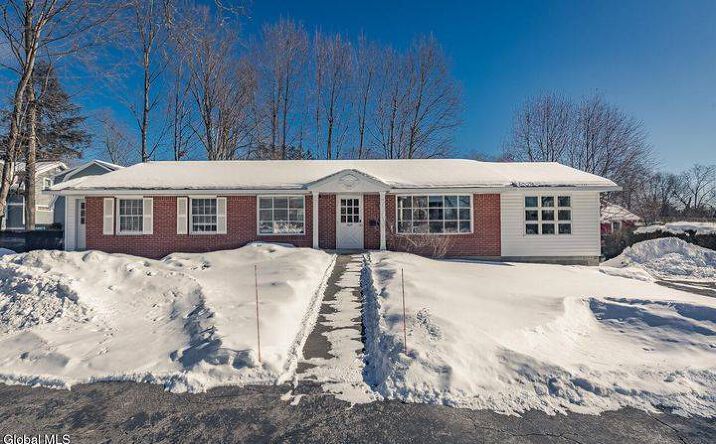 Pictures of Office property located at 8 Medical Arts Lane, Saratoga Springs, NY 12866 for sales - image #1
