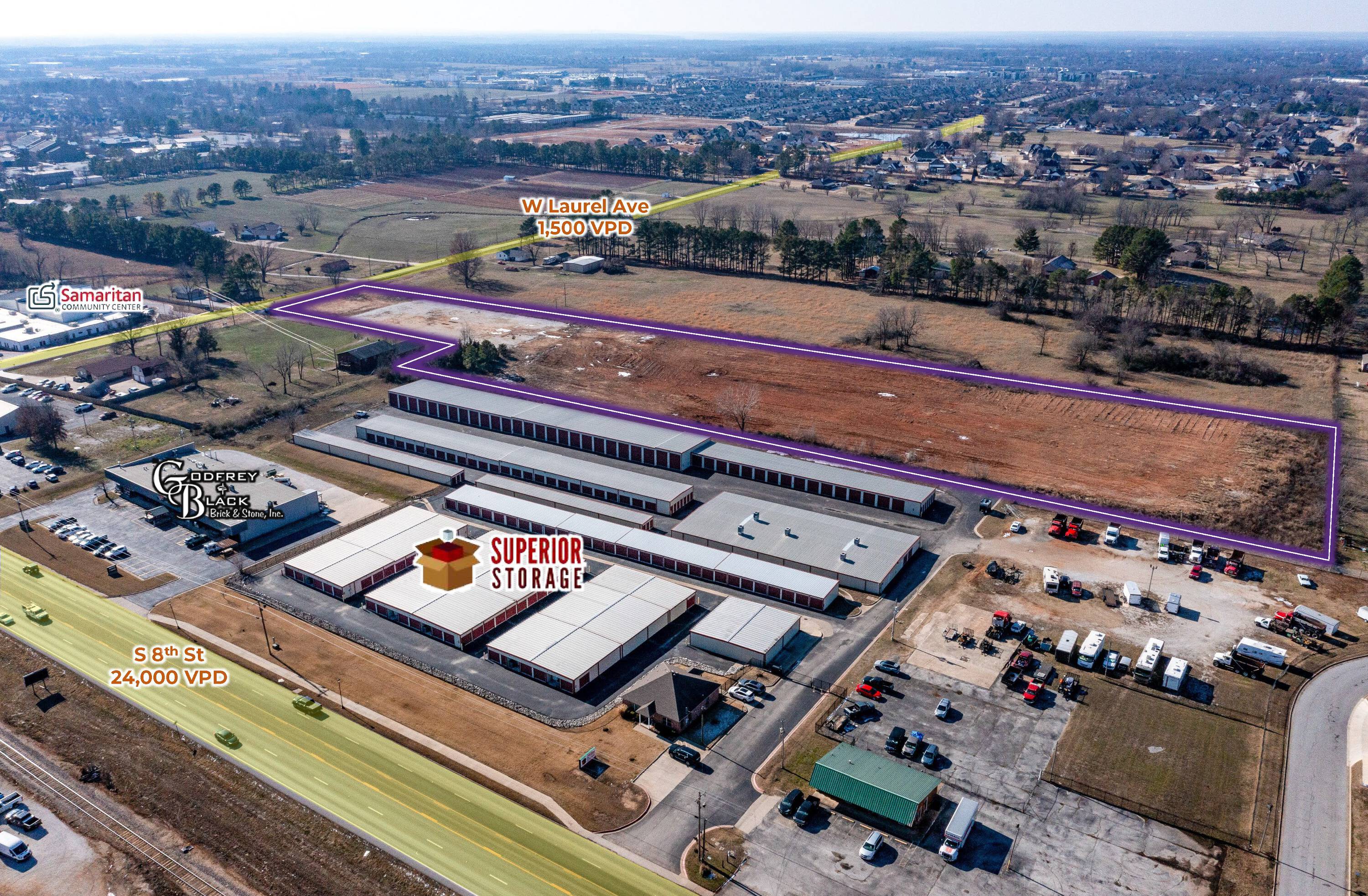 961 W Laurel Ave, Rogers, AR 72758