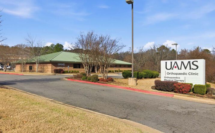 Pictures of Office property located at 600 Autumn Rd, Little Rock, AR 72211 for sales - image #1