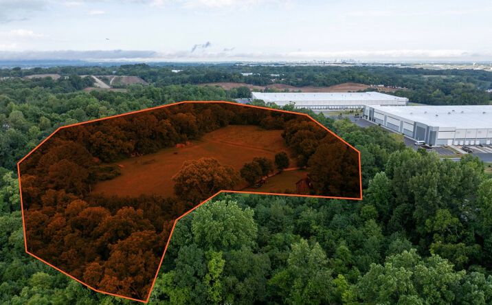 Pictures of Land property located at 190 Una Recreation Rd, Nashville, TN 37217 for sales - image #1