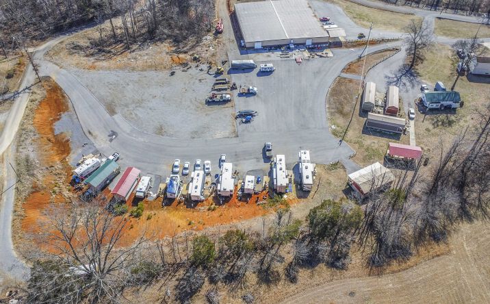 Pictures of Multifamily, Mobile Home Park property located at 104 Circle Rd, Newport, TN 37821 for sales - image #1