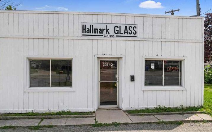 Pictures of Industrial, Office, Retail property located at 32540 Utica Rd, Fraser, MI 48026 for sales - image #1