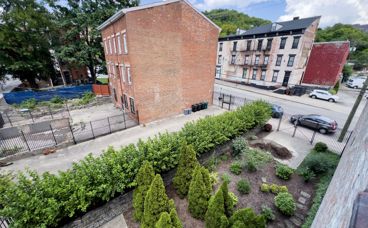 Pictures of Multifamily property located at 2035 Elm St, Cincinnati, OH 45202 for sales - image #1