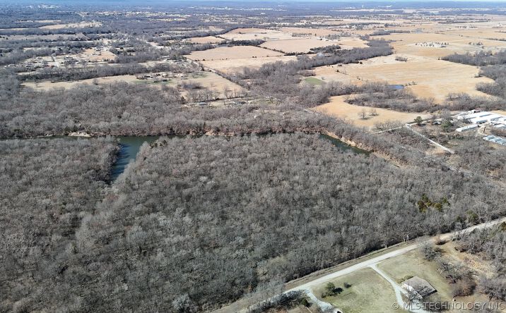 Pictures of Land property located at N 270 Road, Morris, OK 74445 for sales - image #1