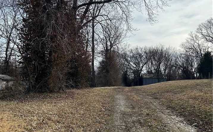 Pictures of Land, Multifamily, Special Purpose property located at 117 W South Street, Richmond, MO 64085 for sales - image #1