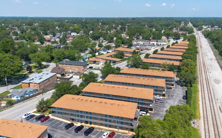 Pictures of Multifamily property located at 2130 122nd St, Blue Island, IL 60406 for sales - image #1