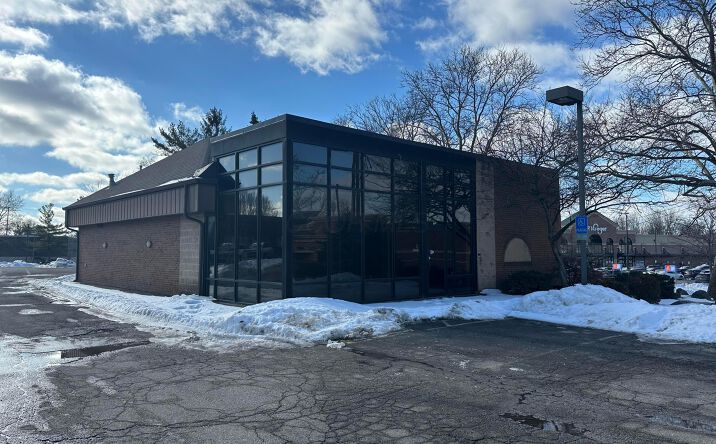 Pictures of Mixed Use, Retail, Office property located at 17 W Schrock Road, Westerville, OH 43081 for sales - image #1