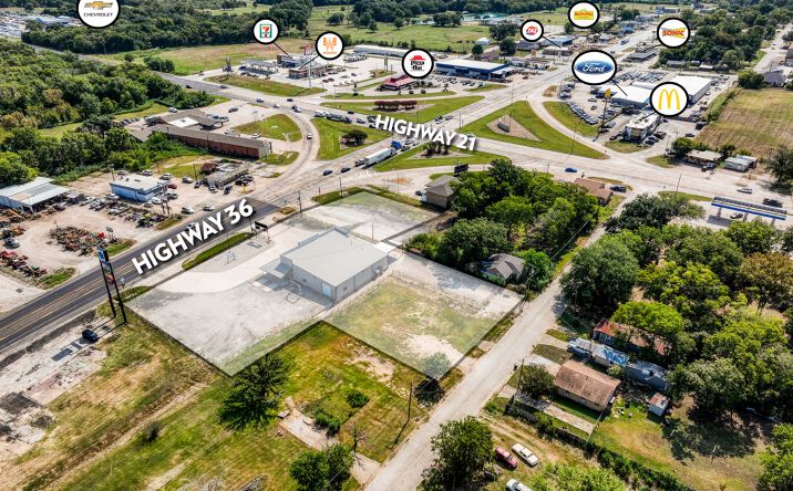 Pictures of Retail property located at 185 TX-36, Caldwell, TX 77836 for sales - image #1