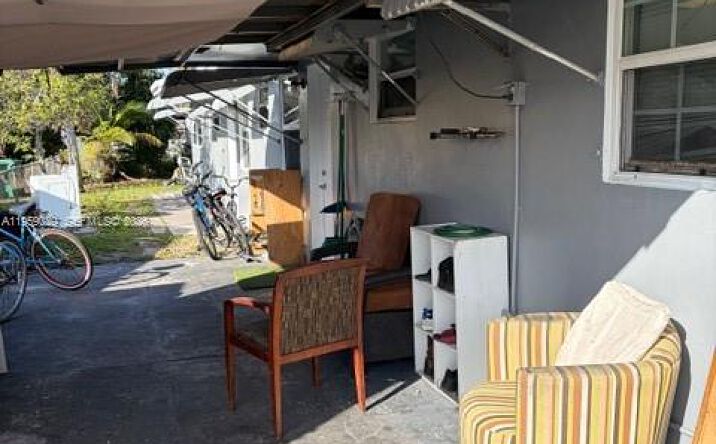 Pictures of Multifamily property located at 1913 SW Gardenia Rd, Fort Lauderdale, FL 33317 for sales - image #1