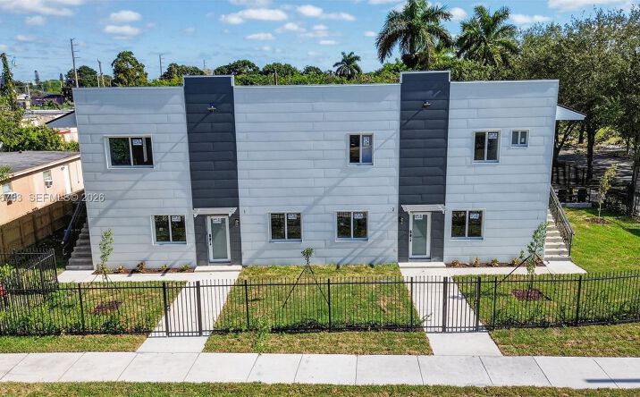 Pictures of Multifamily property located at 1515 N Redland Rd, Florida City, FL 33034 for sales - image #1