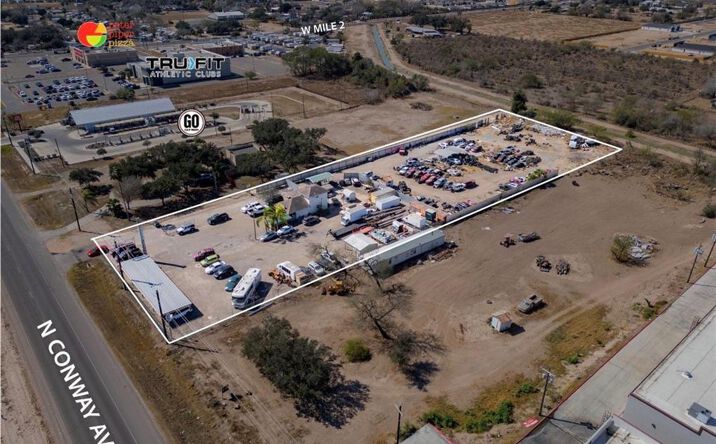 Pictures of Retail property located at 3315 Conway Avenue, Mission, TX 78573 for sales - image #1