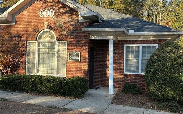 Pictures of Office property located at 2450 Atlanta Highway Unit 901, Cumming, GA 30040 for sales - image #1
