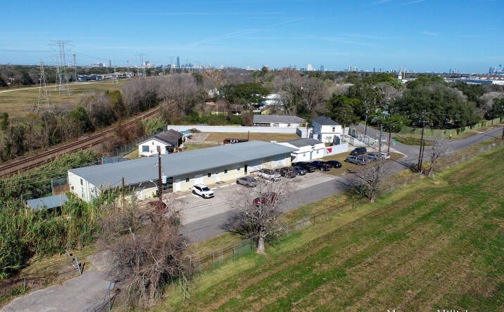 Pictures of Industrial property located at 11710 Old Main Street Loop Rd, Houston, TX 77025 for sales - image #1