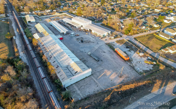 Pictures of Industrial property located at 6013-6019 Gold St, Houston, TX 77026 for sales - image #1