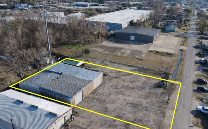 Pictures of Industrial property located at 8534 Rannie Rd, Houston, TX 77080 for sales - image #1