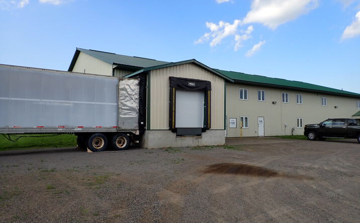 Pictures of Industrial property located at 940 6th Ave NE, Milaca, MN 56353 for sales - image #1