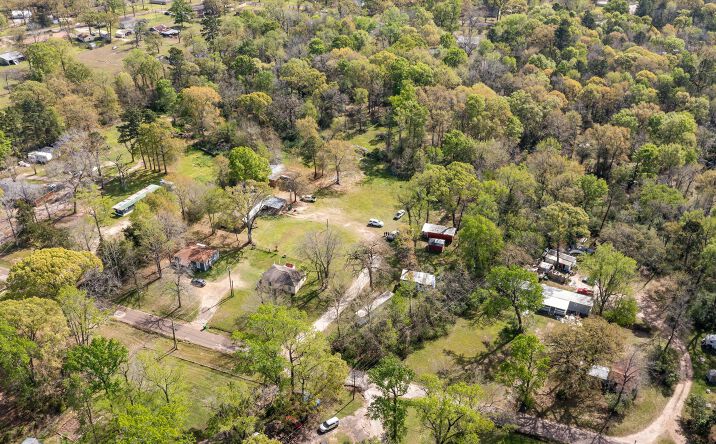 Pictures of Multifamily property located at 1407 Nash Rd, Lufkin, TX 75901 for sales - image #1