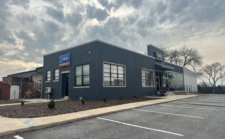 Pictures of Office, Retail property located at 1404 Washington St W, Fayetteville, TN 37334 for sales - image #1