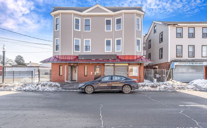 Pictures of Mixed Use, Multifamily, Retail property located at 1322 Stratford Ave, Bridgeport, CT 06607 for sales - image #1